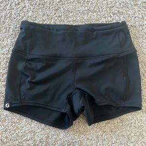 Oiselle shorts